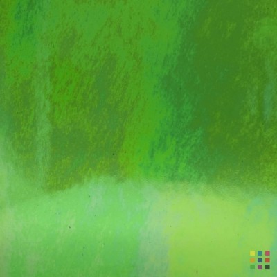 W96 Transparent 96-17 IRID iridescent medium green 27x27cm