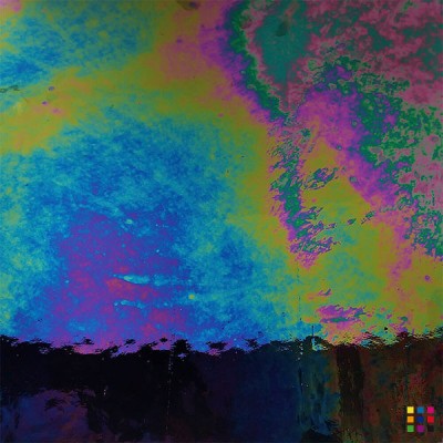 W Opalescent DR BLACK IRID iridescent dense 27x27cm